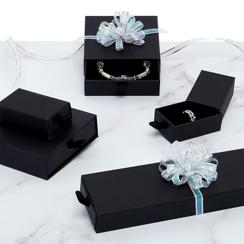 Satin-Pull Jewelry Boxes